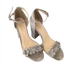 Le Château Suede Dressy Heels - Light Grey